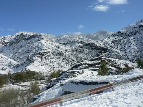 Le col de Tichka sous la neige